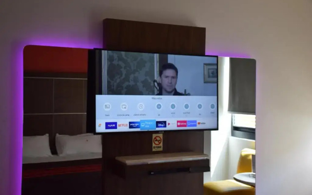 Plutarco Suites