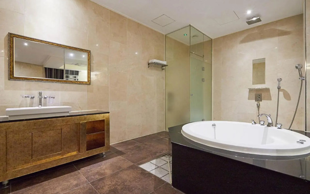 Blixx Hotel