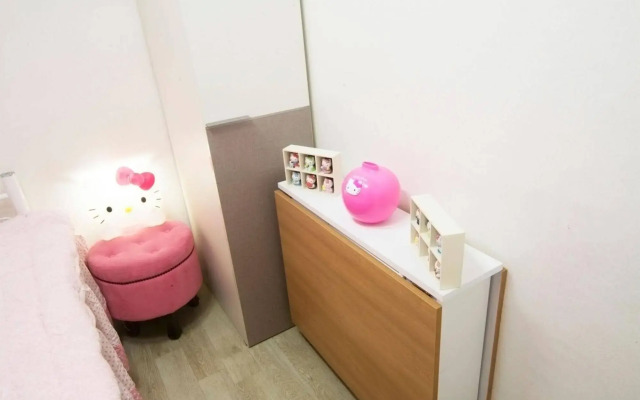 Nanu Guesthouse Pink Female Only (только для женщин)