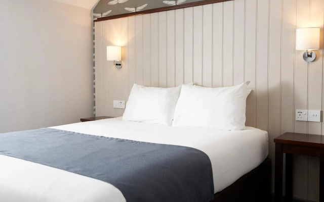 Darrington Hotel