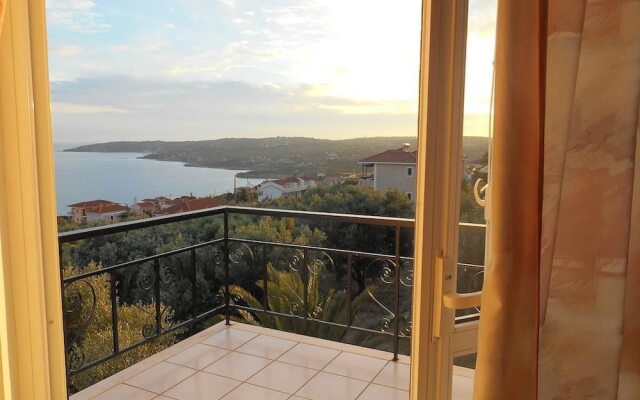 Odyseas Studios - Near Lourdas Beach