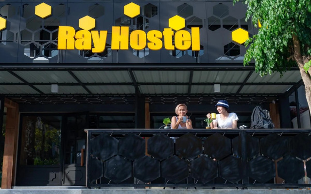 Ray Coffee Bar & Hostel - Adults Only