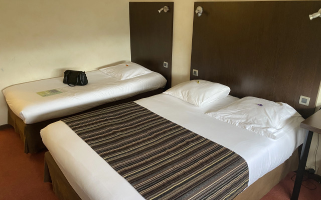 Adonis Lyon Est Hôtel Artys