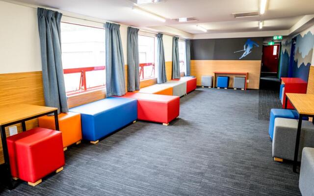 YHA Auckland City - Hostel / Backpacker