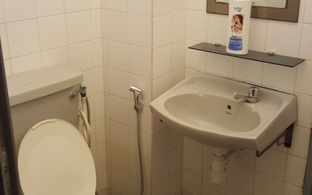 Homestay Ampang 100