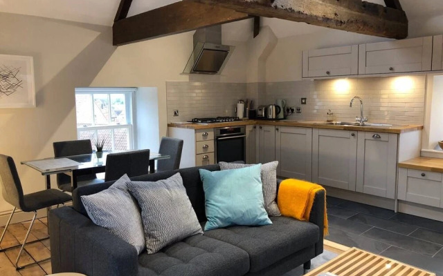 Stylish Wells Penthouse With Cathedral Views
