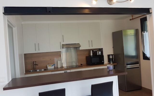 Studio In Argenteuil With Wifi