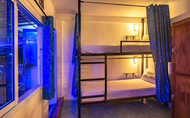 See Sea Backpackers House Hostel