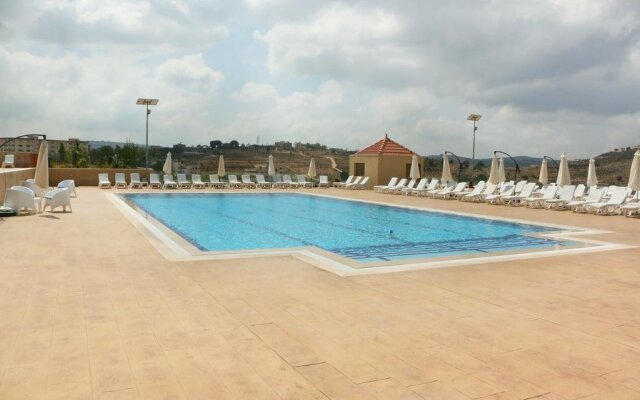 Oak Hills Hotel