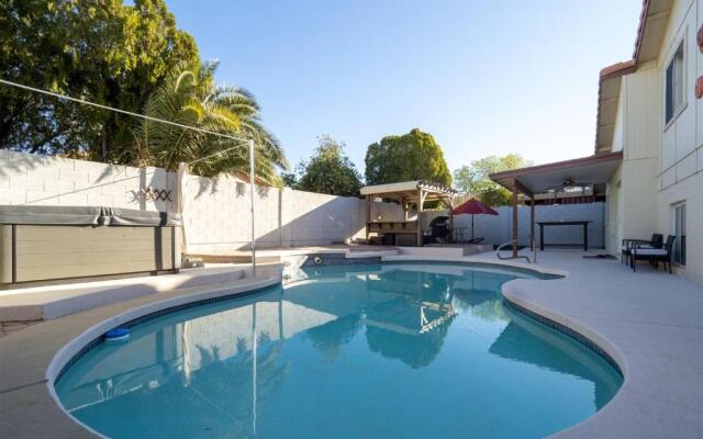 4046 Glendale