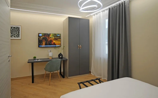 Mom Apartment Rooms&Suites