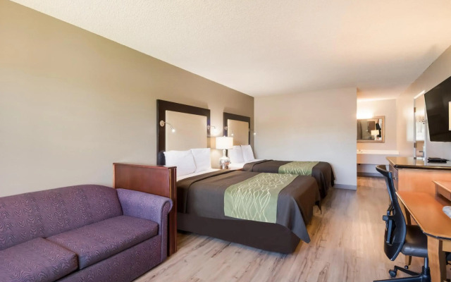 Rodeway Inn & Suites Hwy 217 & 26 W