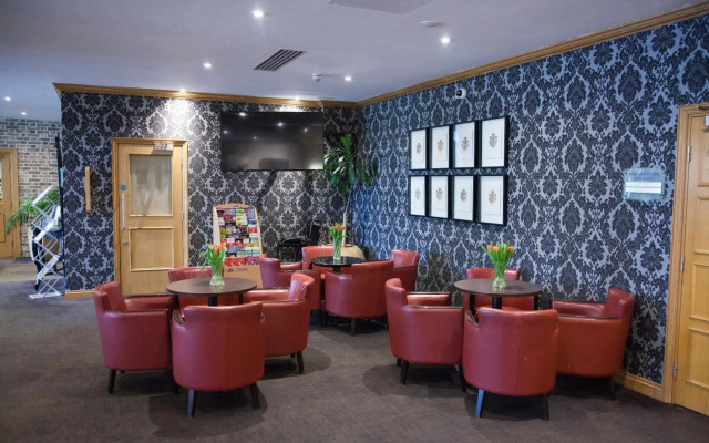 Shendish Manor Hotel & Golf Course