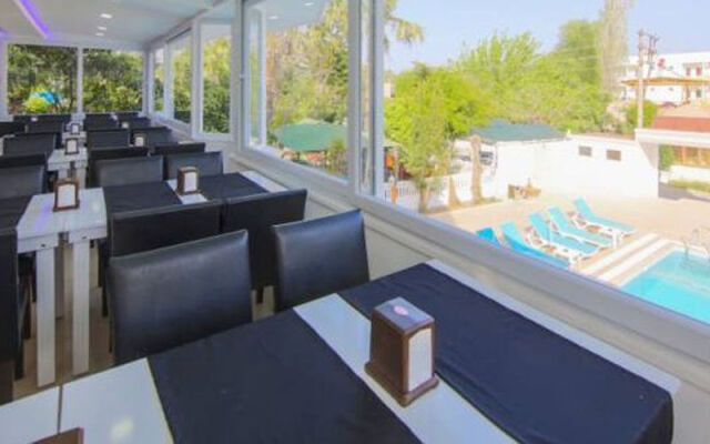 Belmus Hotel