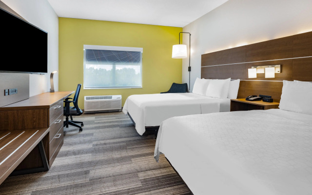 Holiday Inn Express & Suites Ruskin by IHG