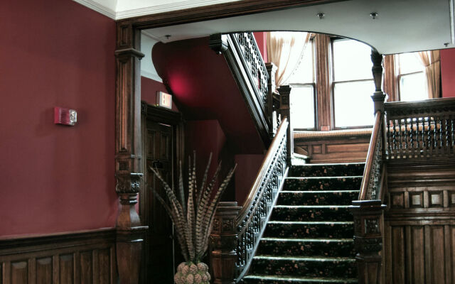 The Inn on Ferry Street