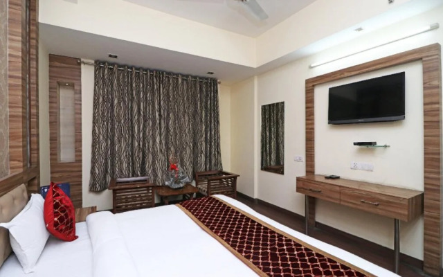 OYO 11629 Hotel Sunshine Inn
