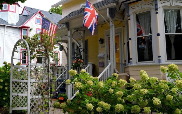 The Muse Gallery Guesthouse