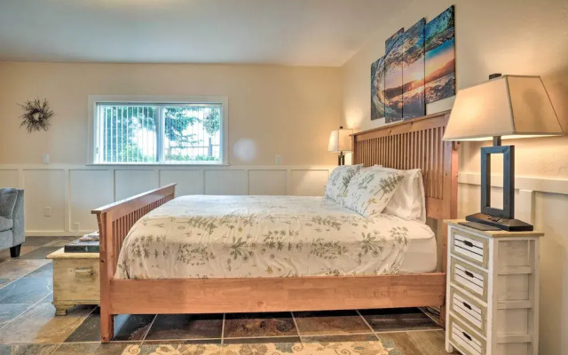 Brookings Vacation Rental Studio - Walk to Town!