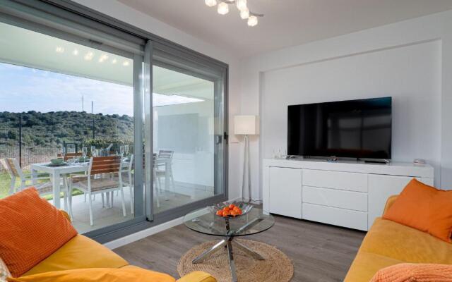 Serenity Views 2350