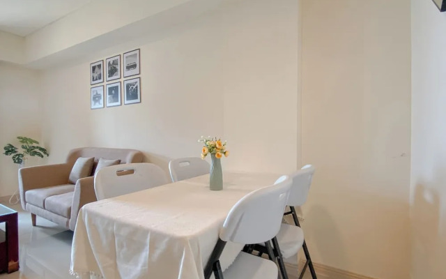 Comfortable 2Br With Extra Room At Meikarta Apartment