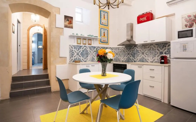 Ortigia Courtyard Apartment