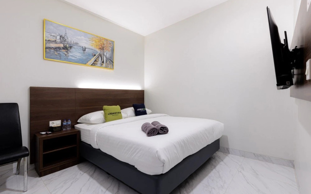 Urbanview Syariah Hotel Senen Jakarta – Guest Rooms – Jakarta