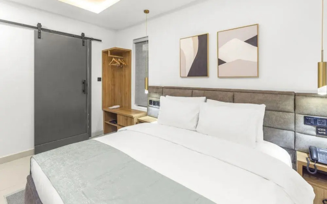 Tide Hotels and Resorts
