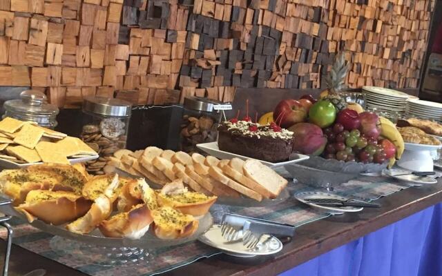 Vila Alaide Praia Hotel