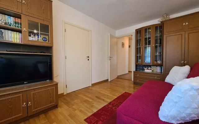 Apartment 1389