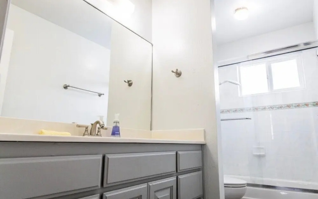 Beautiful Single Family Home in Union City