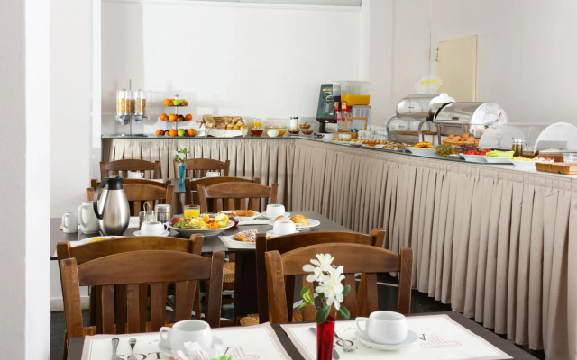Attalos Hotel