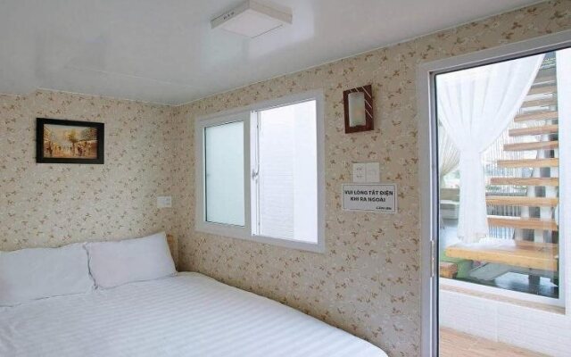 Lens Mini Hotel