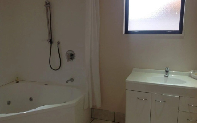 Central Park Motor Inn