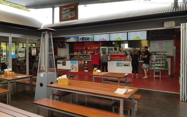 The Park Hotel Motel, Byron Bay