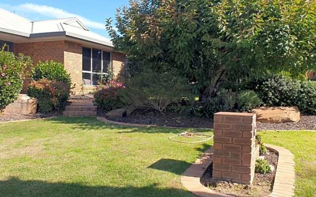 Quiet Room own Bathroom at home in Golden Square