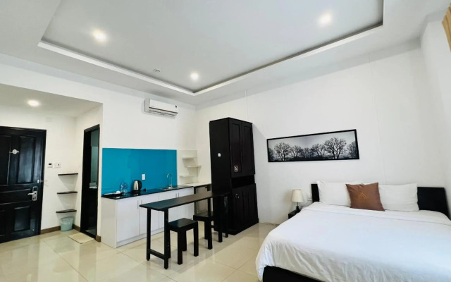 Phuong Dong Hotel & Apartment