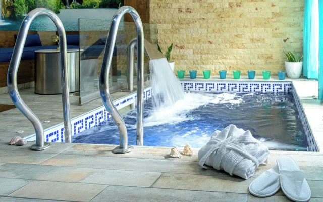 Krousonas Mountain View Suite