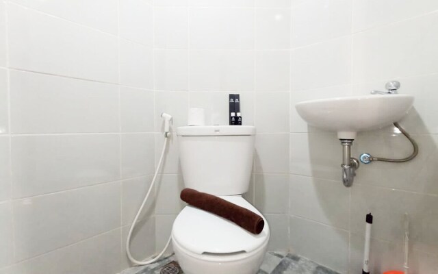 Modern Look And Homey Studio Amartha View Apartment