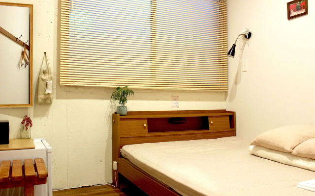 Hostel TOKI