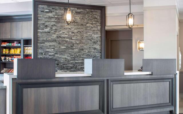 Chateau Moncton & Suites, an Ascend Collection hot