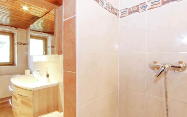 Chalet With Terrace in Niederndorf/kufstein