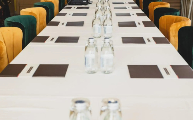 Euro Garni Hotel