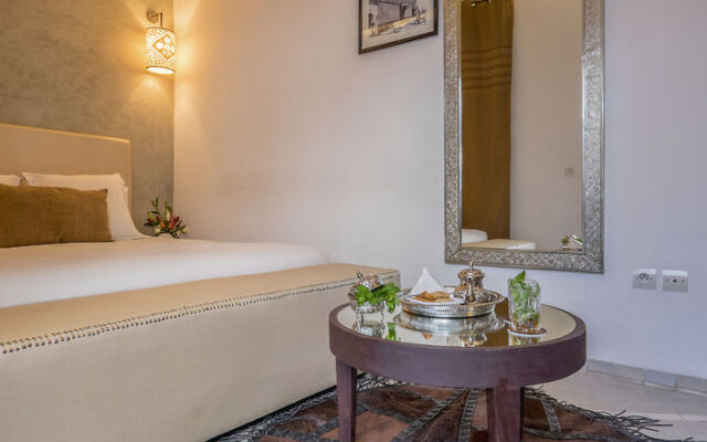 Riad Awatif 36