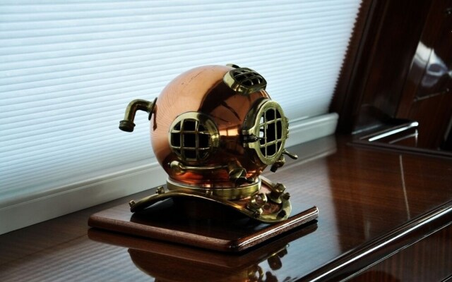 Sailing Yacht Glorious