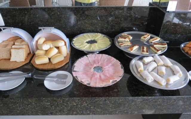 Tirol Praia Hotel