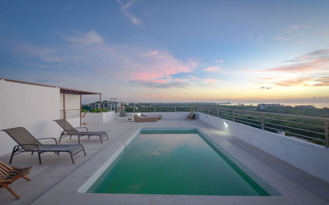 Coral Blue Beach Condo