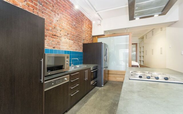 Upscale Polished King Street Suite
