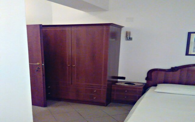 Hotel Leon's