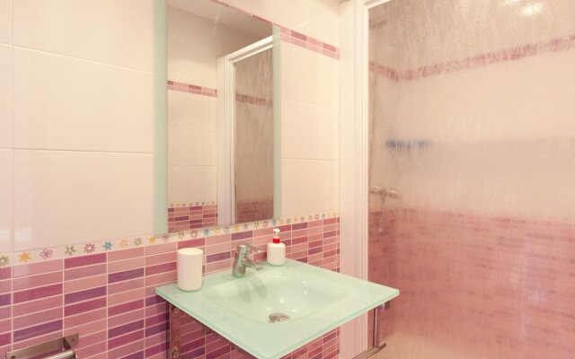 Hostal Abril